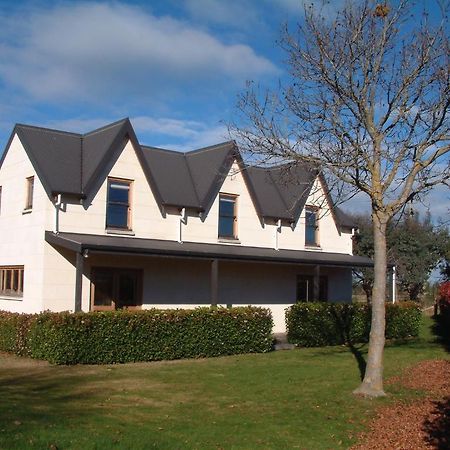 Whitestone Cottages Windwhistle Esterno foto