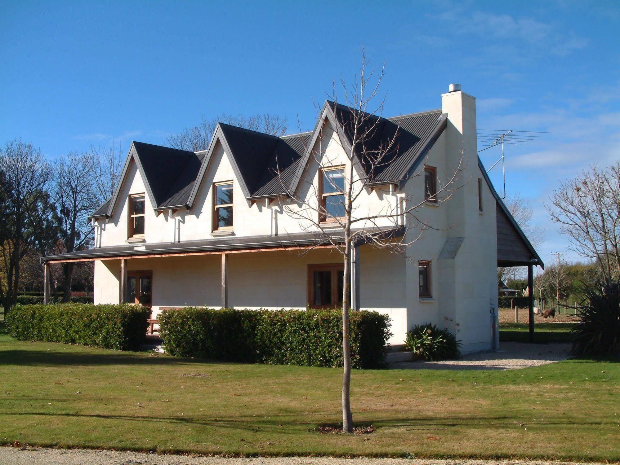 Whitestone Cottages Windwhistle Esterno foto